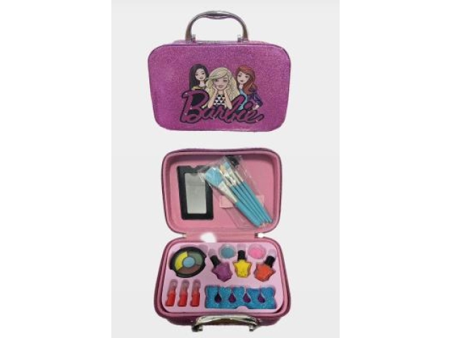 Набор детской косметики в чемодане Barbie